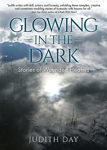 Beispielbild fr Glowing In the Dark zum Verkauf von GreatBookPrices