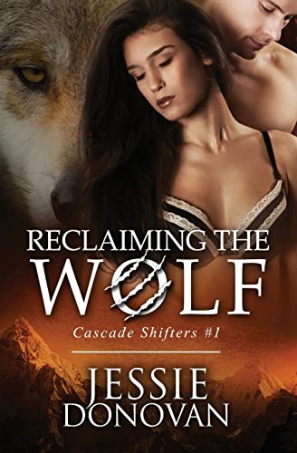 Imagen de archivo de Reclaiming the Wolf a la venta por Better World Books: West