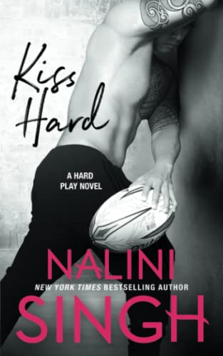 Beispielbild fr Kiss Hard: 4 (Hard Play) zum Verkauf von WorldofBooks