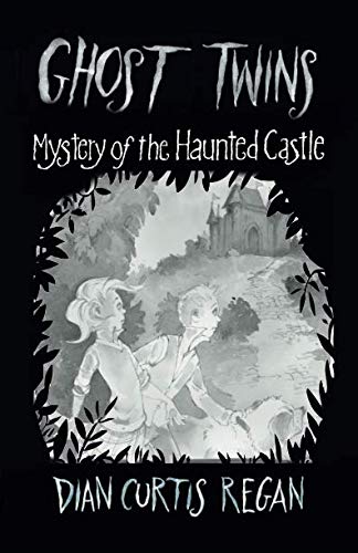 Beispielbild fr Ghost Twins #8: The Mystery of the Haunted Castle zum Verkauf von Revaluation Books