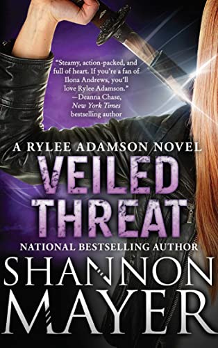Imagen de archivo de Veiled Threat: A Rylee Adamson Novel, Book 7 a la venta por BooksRun