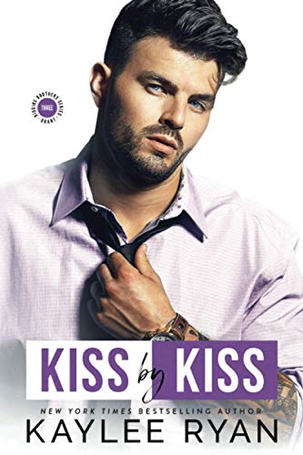 9781949151381: Kiss by Kiss: 3 (Riggins Brothers)