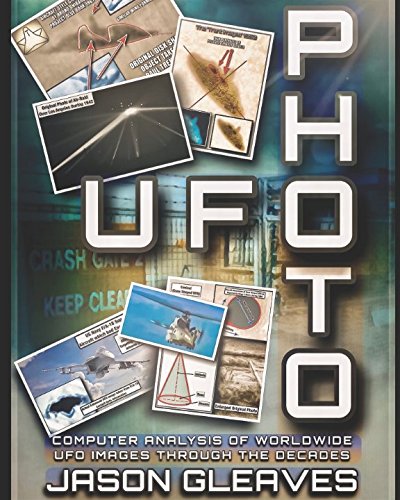 Beispielbild fr UFO PHOTOS: COMPUTER ANALYSIS OF WORLDWIDE UFO IMAGES THROUGH THE DECADES zum Verkauf von WeBuyBooks 2