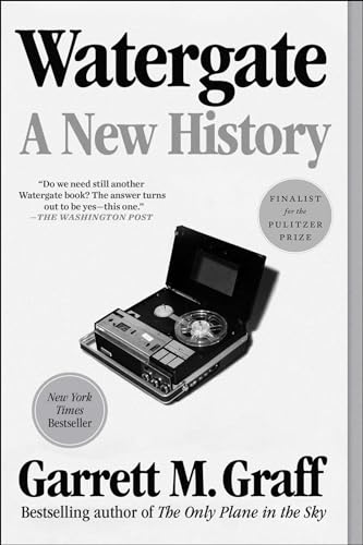 Beispielbild fr Watergate: A New History zum Verkauf von Daedalus Books