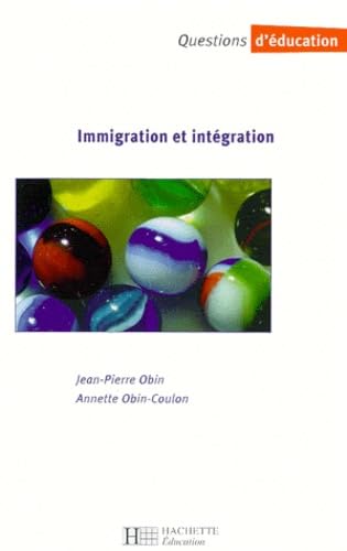 Imagen de archivo de Immigration Et Intgration a la venta por RECYCLIVRE