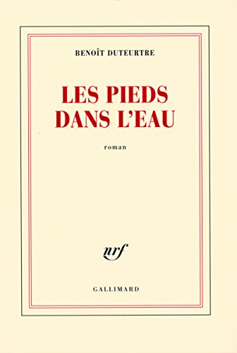 Beispielbild fr Les pieds dans l'eau zum Verkauf von Librairie Th  la page