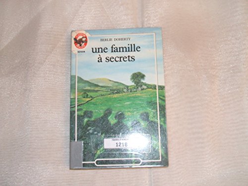 Beispielbild fr Une famille a secrets zum Verkauf von Ammareal