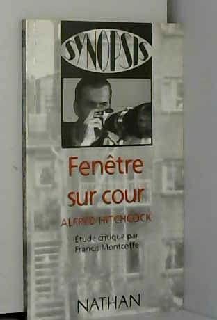 Beispielbild fr Fentre sur cour : Etude critique zum Verkauf von Ammareal