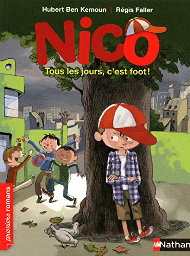 Imagen de archivo de Nico, tous les jours, c'est foot ! - Roman Vie quotidienne - De 7  11 ans a la venta por Librairie Th  la page