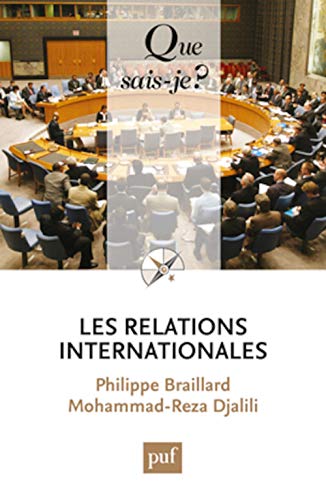 Stock image for Les relations internationales for sale by medimops
