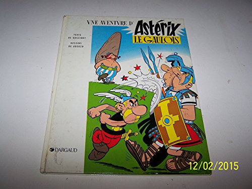 9782205000962: Asterix the Gaul (Une aventure d'Asterix)
