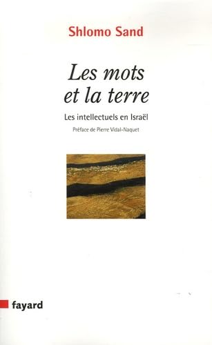 Stock image for les mots et la terre Sand 2020-400 Fayard 2006 TBE for sale by Des livres et nous
