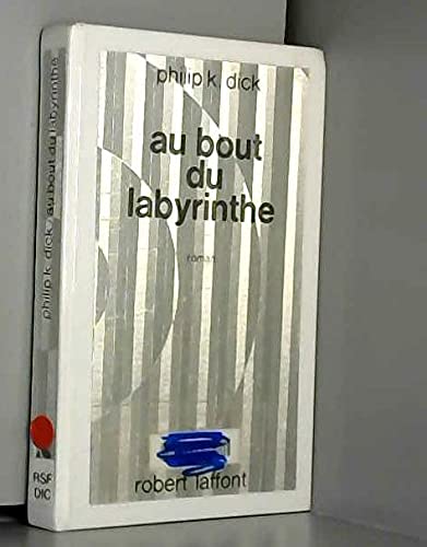 Beispielbild fr Au Bout Du Labyrinthe zum Verkauf von RECYCLIVRE