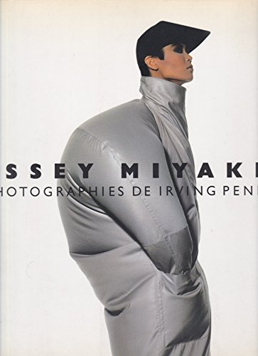 Imagen de archivo de Issey Miyake - Photographies de Irving Penn. a la venta por Books+