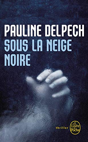 Beispielbild fr Sous La Neige Noire zum Verkauf von RECYCLIVRE