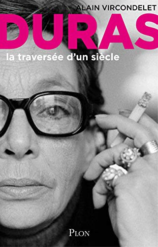 Beispielbild fr Marguerite Duras : La Traverse D'un Sicle : Biographie zum Verkauf von RECYCLIVRE
