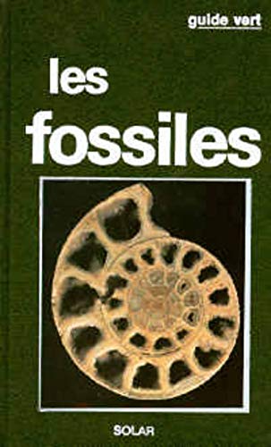 Beispielbild fr Les Fossiles zum Verkauf von RECYCLIVRE