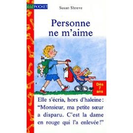 Stock image for Personne Ne M'aime ! for sale by RECYCLIVRE