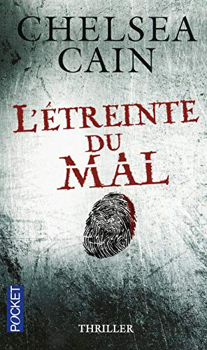 Stock image for L'treinte du mal for sale by books-livres11.com