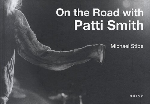 Beispielbild fr On the road with Patti Smith zum Verkauf von Ammareal