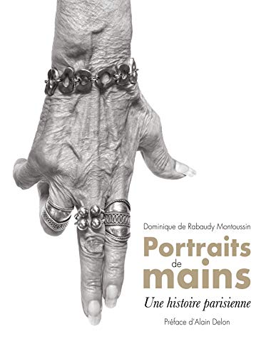 Stock image for Portraits de Mains for sale by Librairie Th  la page