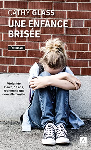 Imagen de archivo de Une enfance brise a la venta por books-livres11.com