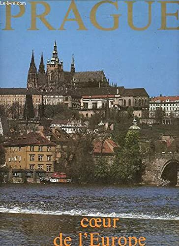 Beispielbild fr Prague, coeur de l'europe zum Verkauf von Ammareal