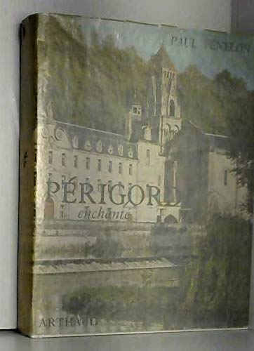 Imagen de archivo de PERIGORD ENCHANTE DONT 4 EN COULEUR, 1 CARTE a la venta por WorldofBooks