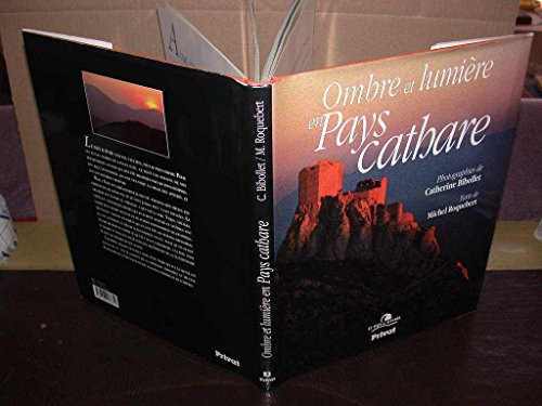 Beispielbild fr Ombres et lumires en pays cathare = Light and Shade in the Country of the Cathars zum Verkauf von medimops