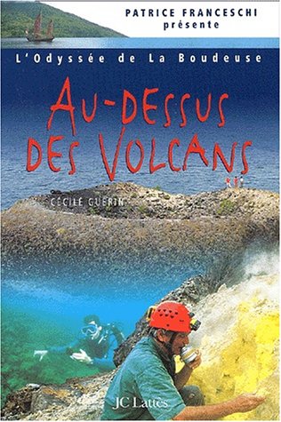 Stock image for Au dessus des volcans for sale by Ammareal