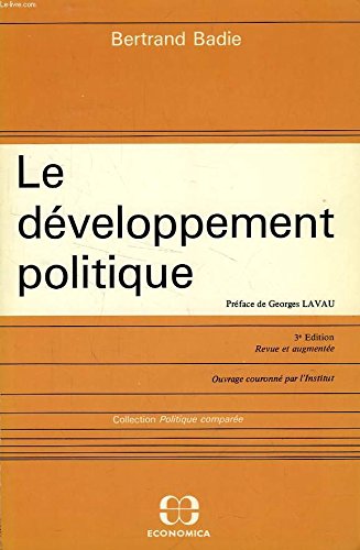 Imagen de archivo de Le dveloppement politique (Politique compare) a la venta por medimops