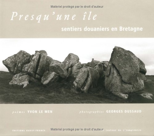 Imagen de archivo de Presqu'une le : Sentiers douaniers en Bretagne a la venta por Ammareal
