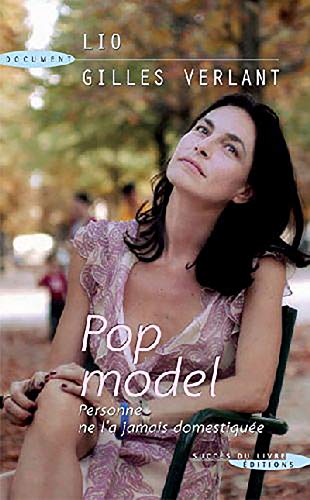 Imagen de archivo de Pop model a la venta por Chapitre.com : livres et presse ancienne