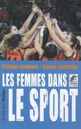 Stock image for Les femmes dans le sport for sale by Ammareal