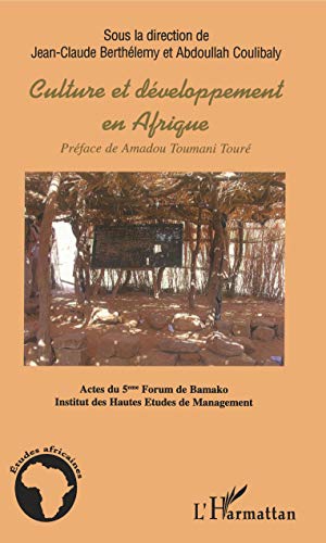 Imagen de archivo de Culture et dveloppement en Afrique a la venta por Ammareal