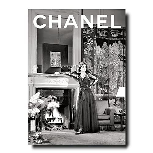 Stock image for CHANEL ------- 3 Volumes sous tui illustr. ---- [ Les Bijoux , Les Parfums , La Mode ] for sale by Okmhistoire