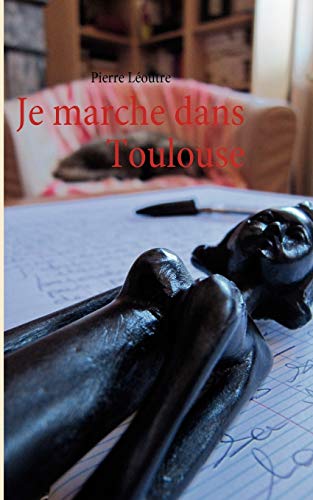Stock image for Je marche dans Toulouse (French Edition) for sale by Lucky's Textbooks