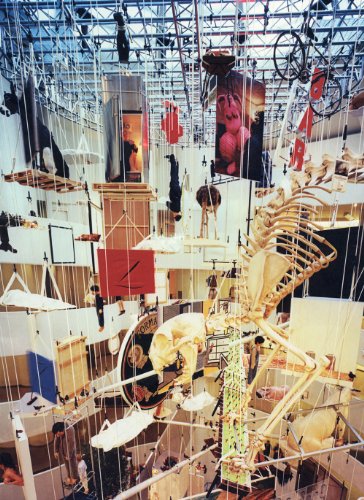 Beispielbild fr Maurizio has left the building : retrospective of Maurizio Cattelan's last exhibition at the Guggenheim, New York. zum Verkauf von Kloof Booksellers & Scientia Verlag