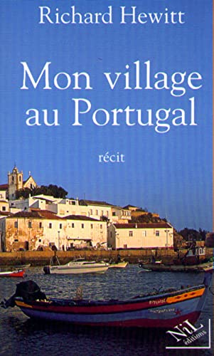 Stock image for Mon village au Portugal for sale by Librairie Th  la page