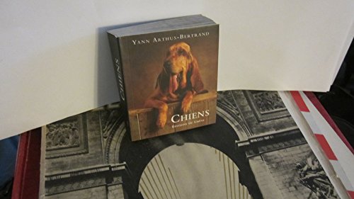 Stock image for Chiens for sale by Bookmans