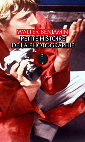 Stock image for PETITE HISTOIRE DE LA PHOTOGRAPHIE for sale by WorldofBooks