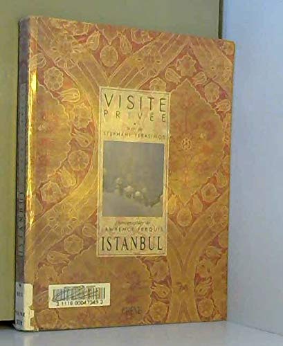 Imagen de archivo de Istanbul a la venta por RECYCLIVRE