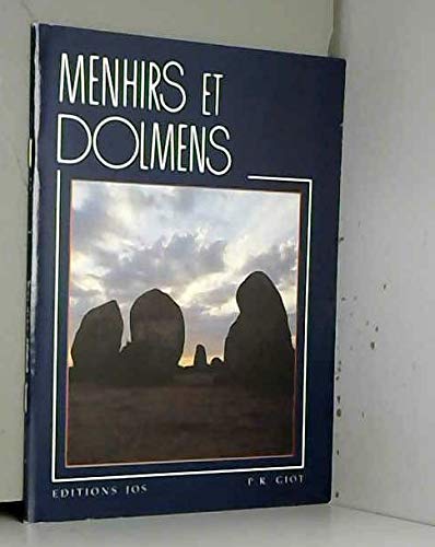 Beispielbild fr Menhirs et dolmens en bretagne zum Verkauf von Ammareal
