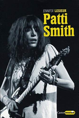 Beispielbild fr PATTI SMITH zum Verkauf von Librairie La Canopee. Inc.