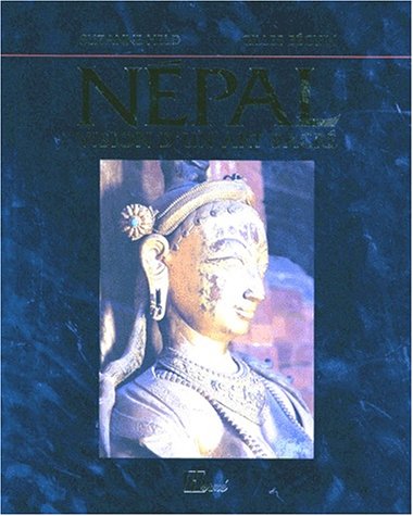 Stock image for NEPAL. Vision d'un art sacr for sale by Ammareal