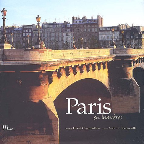 Stock image for Paris en lumières for sale by -OnTimeBooks-