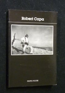 Stock image for Robert Capa for sale by Il Salvalibro s.n.c. di Moscati Giovanni