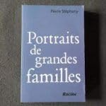 Beispielbild fr Portraits de grandes familles zum Verkauf von medimops