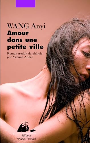 Imagen de archivo de Amour dans une petite ville a la venta por Librairie Th  la page