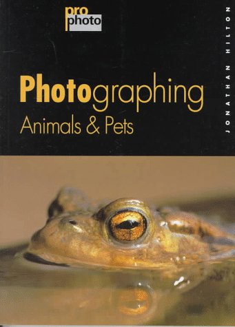 Stock image for Photographing Animals & Pets (Pro-Photo Series) for sale by HPB-Diamond